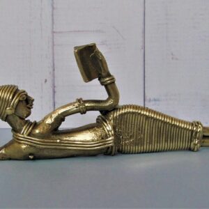 Handcrafted Dhokra Metal Indian Home Decor Showpiece Figurine of Lady Resting on Side and Reading – Primitive and Decorative